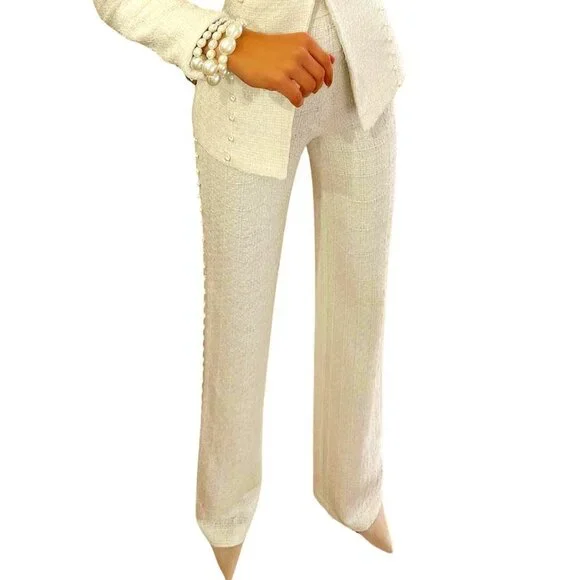 ELEGANT WHITE DRESS PANTS WITH PEARL DETAIL - SIZE M - Picture 1 of 2